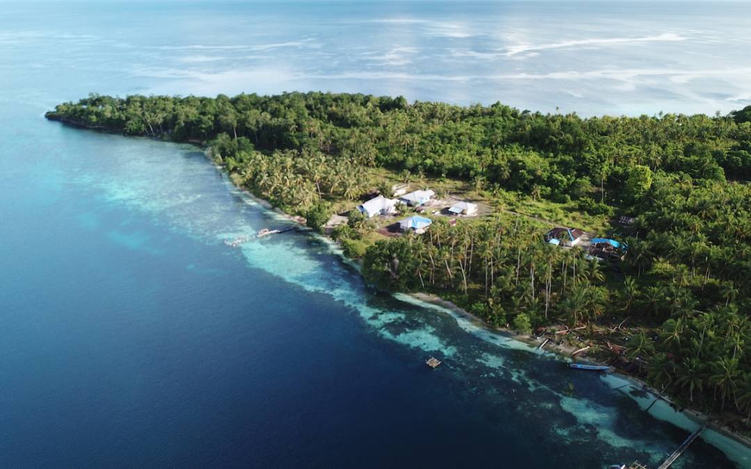 SEA TRACKER Training in the Kofiau-Boo Islands Marine Protected Area (MPA)