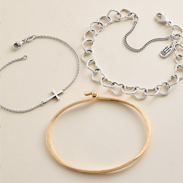 Bracelets in silver and mixed metals